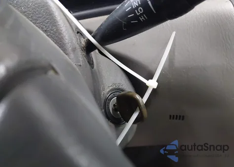 2005 Toyota Corolla Le из США, поврежденный, VIN 2T1BR32E75C492287